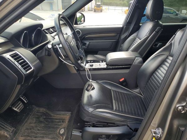 2017 LAND ROVER DISCOVERY HSE