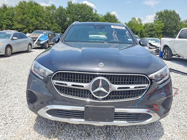 2025 MERCEDES-BENZ GLC