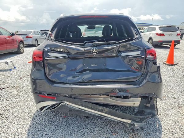 2025 MERCEDES-BENZ GLC