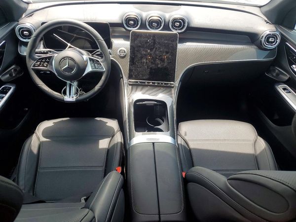 2025 MERCEDES-BENZ GLC