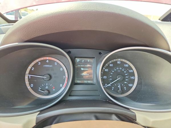 2017 HYUNDAI SANTA FE Base