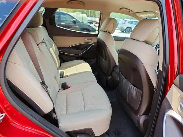 2017 HYUNDAI SANTA FE Base