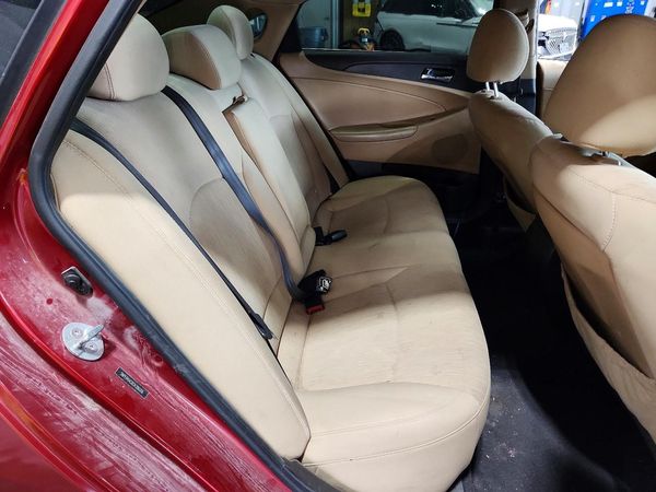 2012 HYUNDAI SONATA Middle-low level