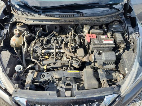 2019 NISSAN KICKS