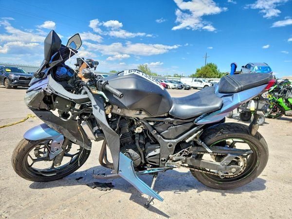 2015 KAWASAKI EX300