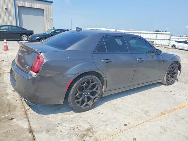 2018 CHRYSLER 300 300S