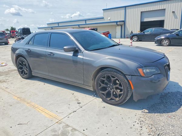 2018 CHRYSLER 300 300S