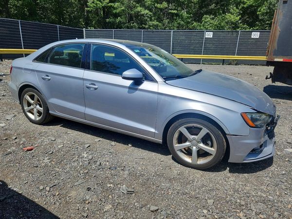 2015 AUDI A3