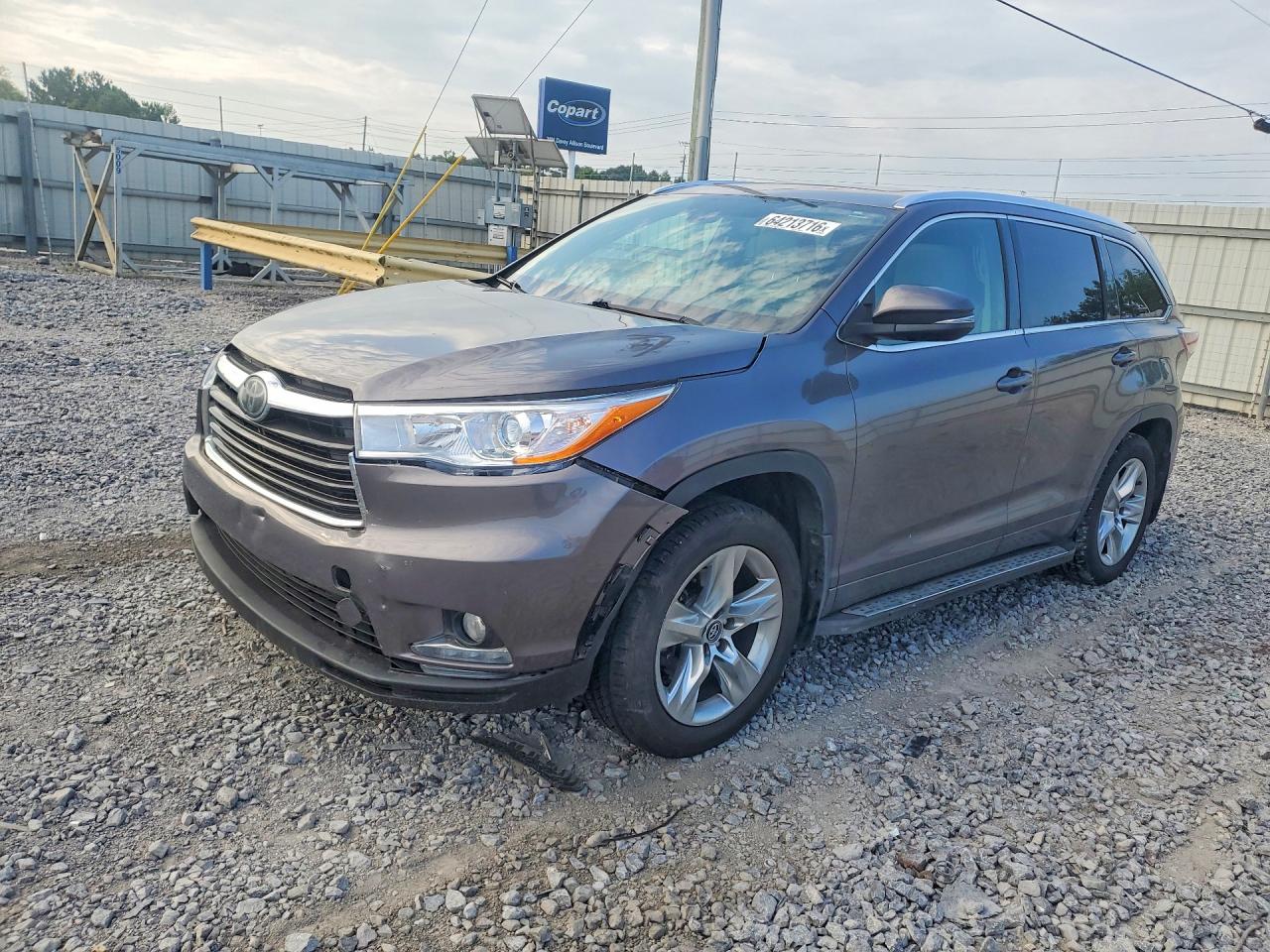 2016 TOYOTA HIGHLANDER
