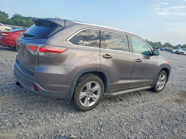2016 TOYOTA HIGHLANDER