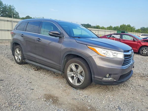 2016 TOYOTA HIGHLANDER