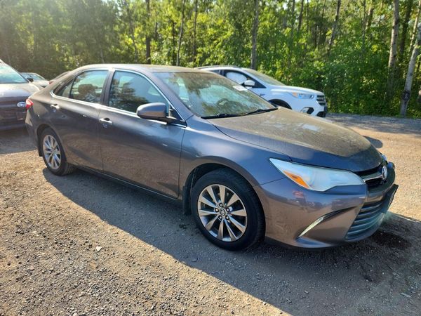 2016 TOYOTA CAMRY