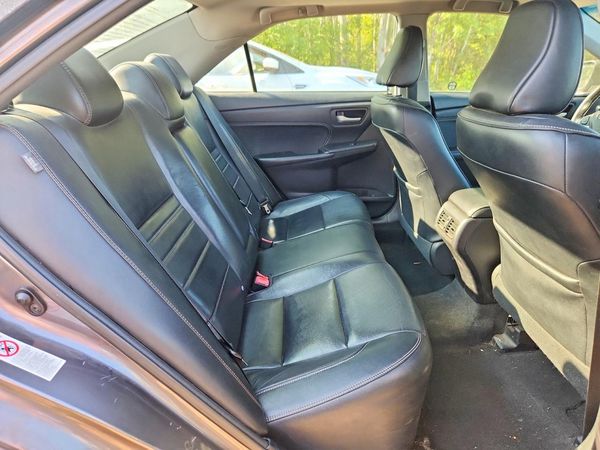 2016 TOYOTA CAMRY