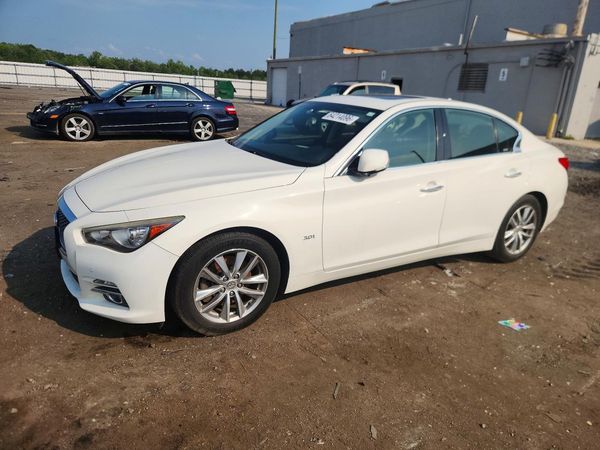 2017 INFINITI Q50