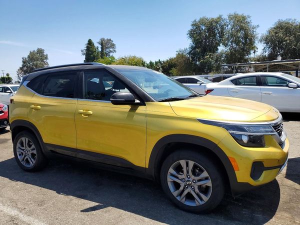 2021 KIA SELTOS S