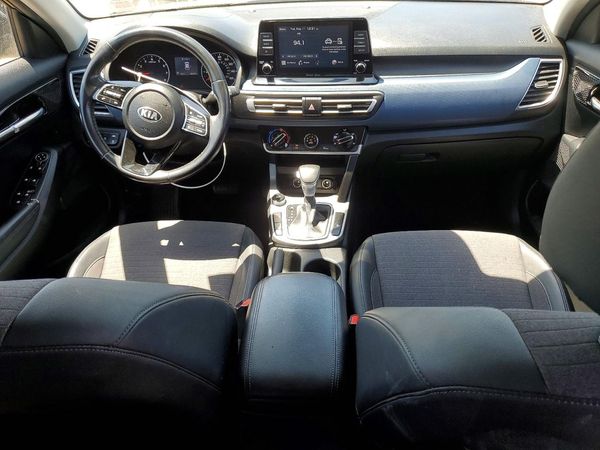 2021 KIA SELTOS S
