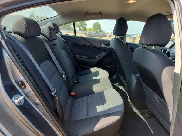 2016 KIA FORTE