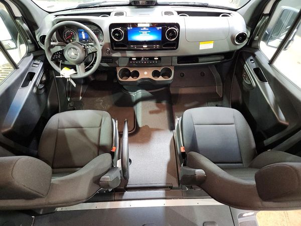 2026 MERCEDES-BENZ SPRINTER