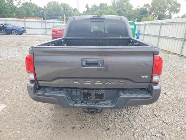 2018 TOYOTA TACOMA