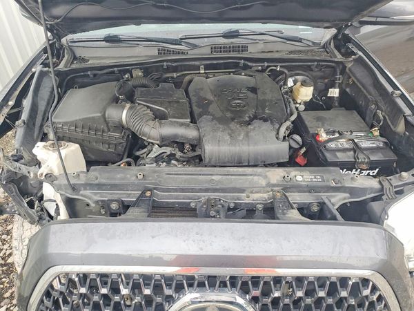 2018 TOYOTA TACOMA