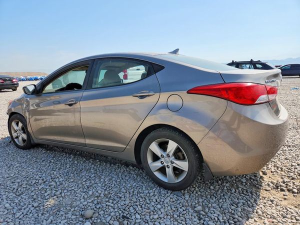 2013 HYUNDAI ELANTRA