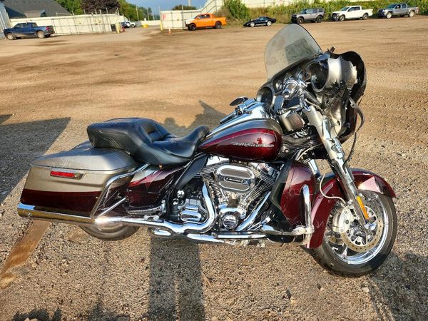 2015 HARLEY-DAVIDSON FLSE