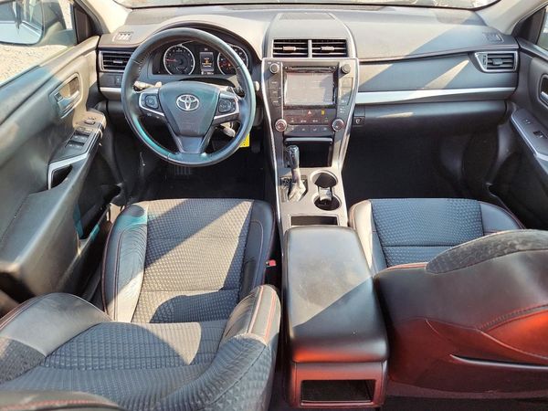2015 TOYOTA CAMRY