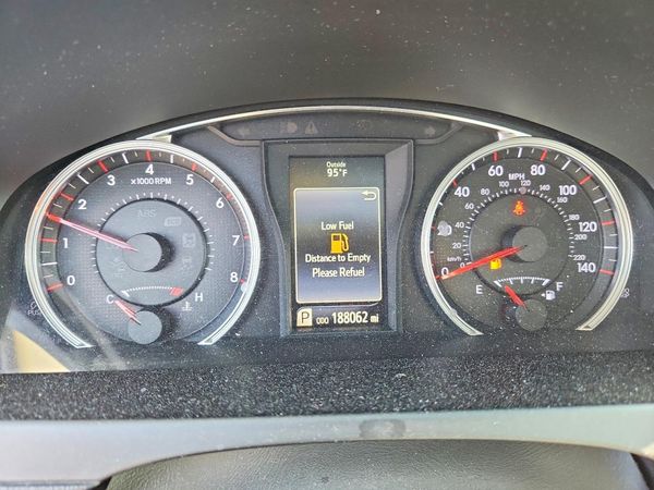 2015 TOYOTA CAMRY