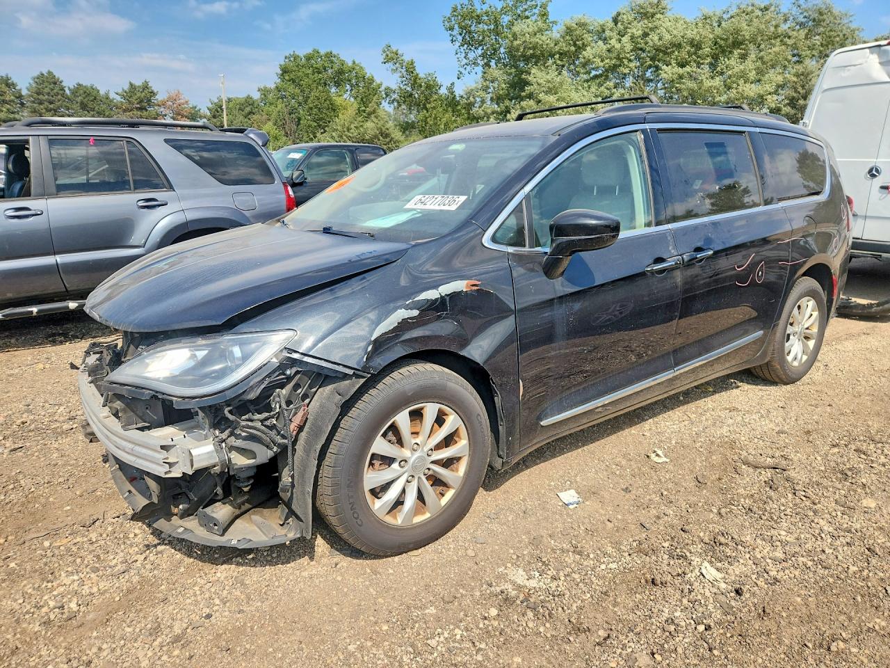 2017 CHRYSLER PACIFICA