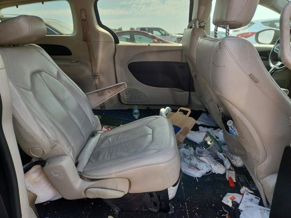2017 CHRYSLER PACIFICA