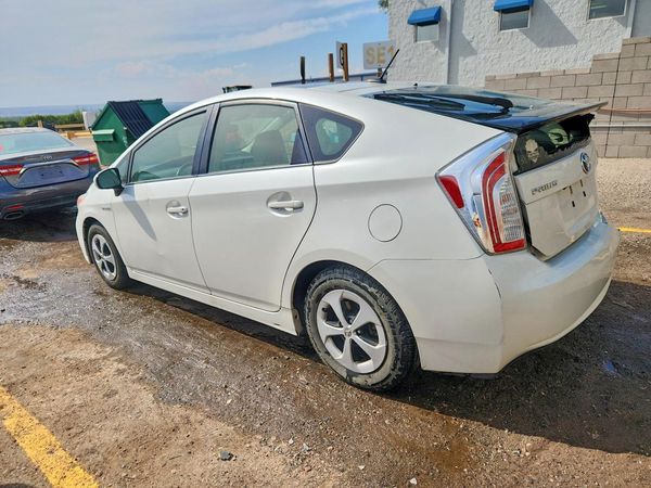 2015 TOYOTA PRIUS