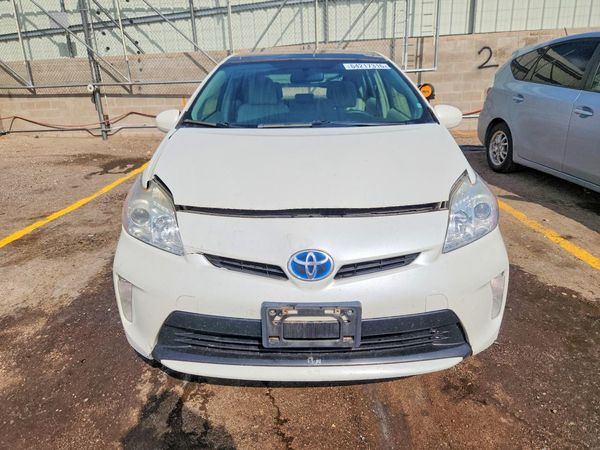 2015 TOYOTA PRIUS