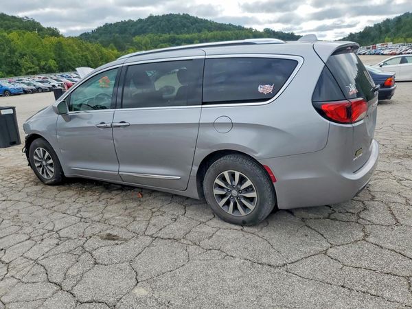 2020 CHRYSLER PACIFICA