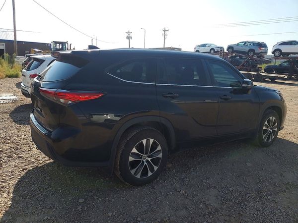 2023 TOYOTA HIGHLANDER