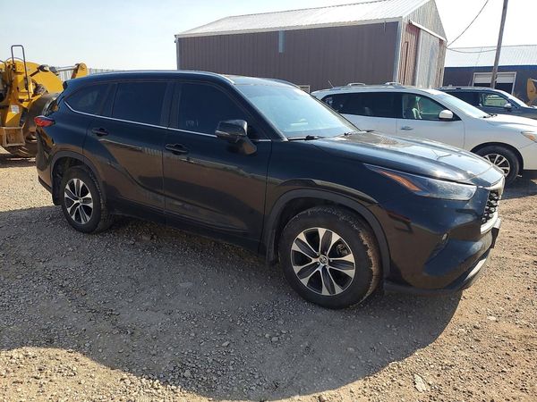 2023 TOYOTA HIGHLANDER