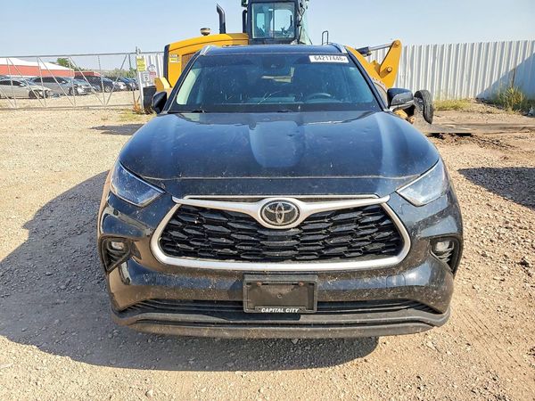 2023 TOYOTA HIGHLANDER