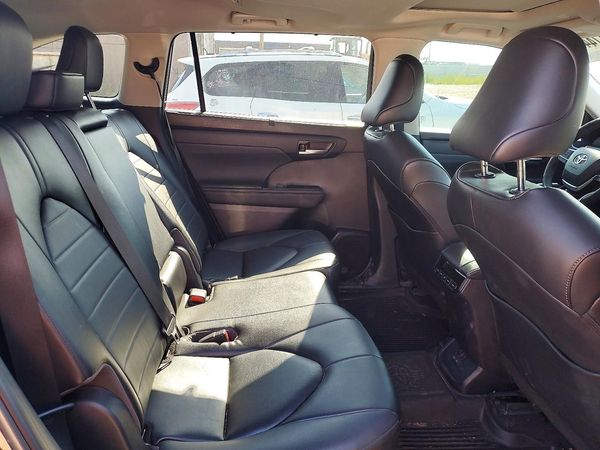 2023 TOYOTA HIGHLANDER