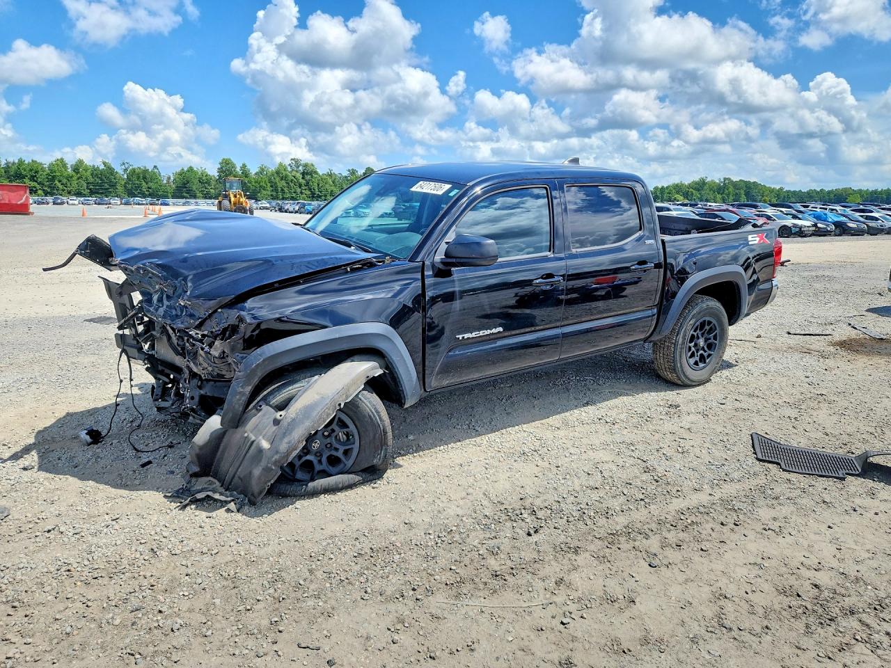 2023 TOYOTA TACOMA SR5 — Front 3/4