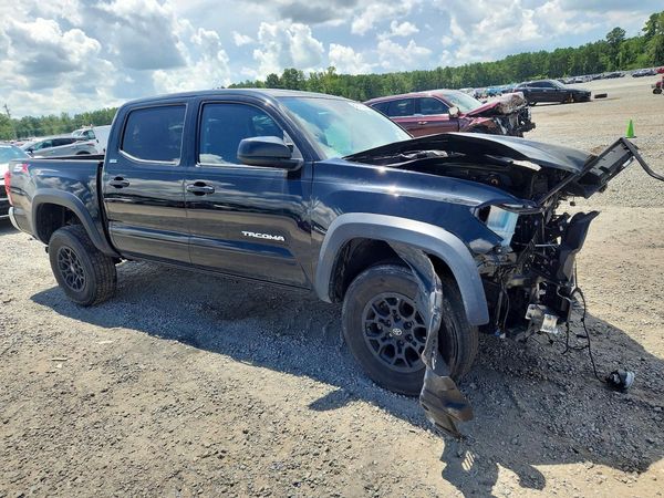 2023 TOYOTA TACOMA SR5 — Passenger 3/4