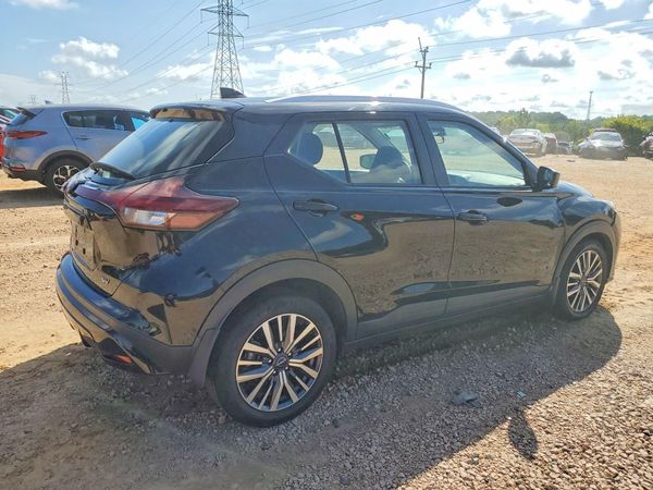 2024 NISSAN KICKS