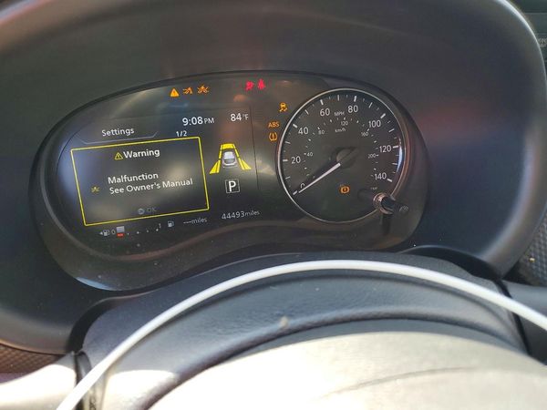 2024 NISSAN KICKS
