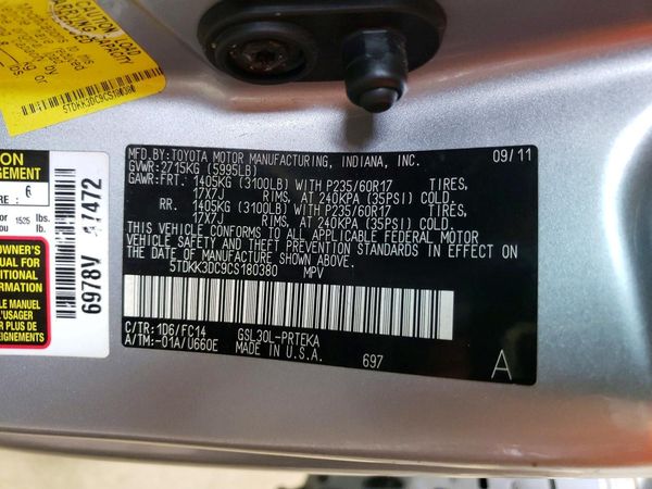 2012 TOYOTA SIENNA