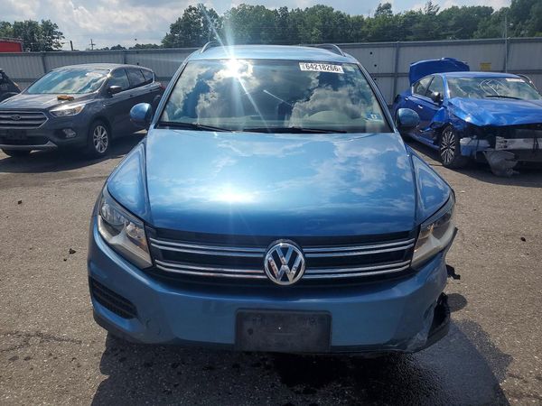 2017 VOLKSWAGEN TIGUAN