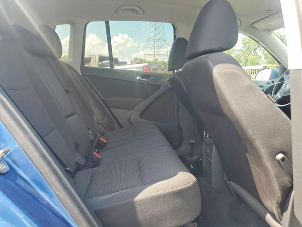 2017 VOLKSWAGEN TIGUAN