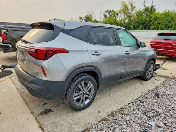 2021 KIA SELTOS LX