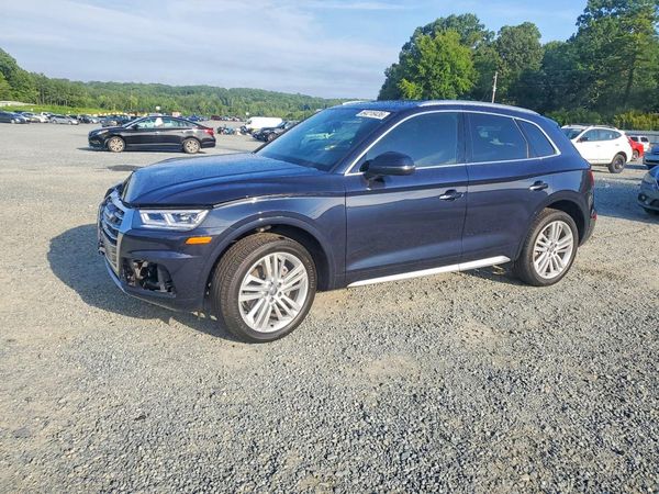 2020 AUDI Q5 quattro Premium Plus