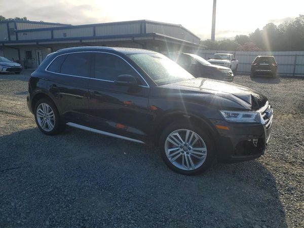 2020 AUDI Q5 quattro Premium Plus