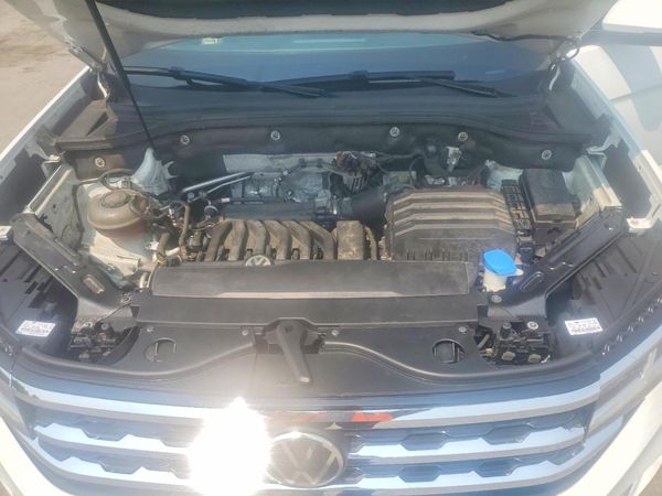 2021 VOLKSWAGEN ATLAS 4Motion SE w/ Tech