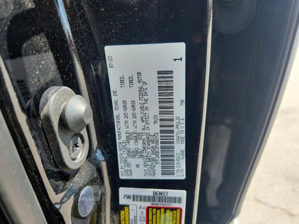2023 TOYOTA TUNDRA