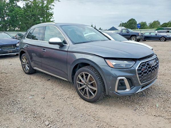 2021 AUDI SQ5 quattro Premium